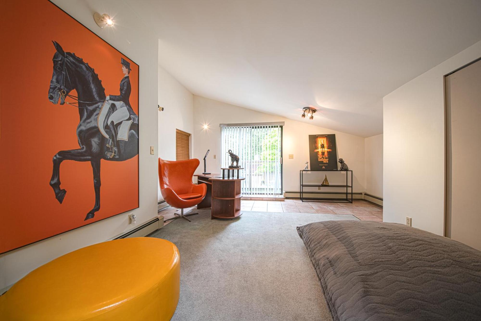 Cypress: Private Bedroom/Bathroom/Office, With Shared Pool, Hot Tub North Vancouver Exteriör bild